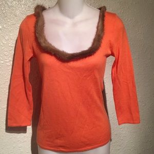 Tahari Lightweight Seater